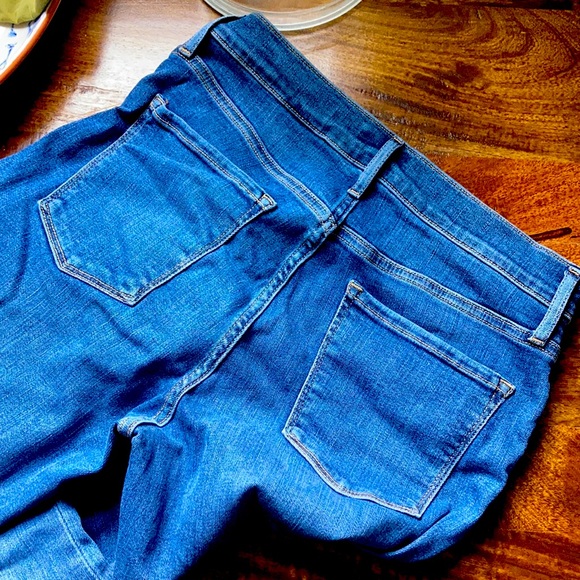 Banana Republic 28P mid-rise crop flare - Picture 3 of 3